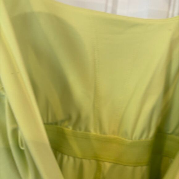 Old Navy Neon Active Dress With Built In Shorts Size Small - Picture 6 of 12